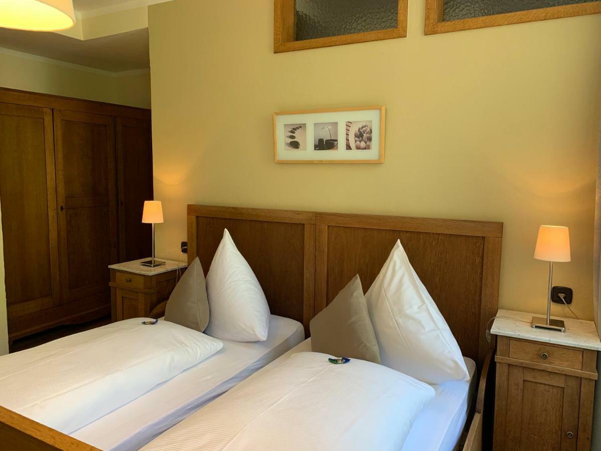 Moselland Hotel Im Enderttal Zum Onkel Willi Кохем Екстер'єр фото